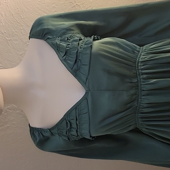 GIGIO Emerald Satin Ruffle Long Sleeve Flounce High Waist Hoco Holiday Dress - Picture 4 of 10